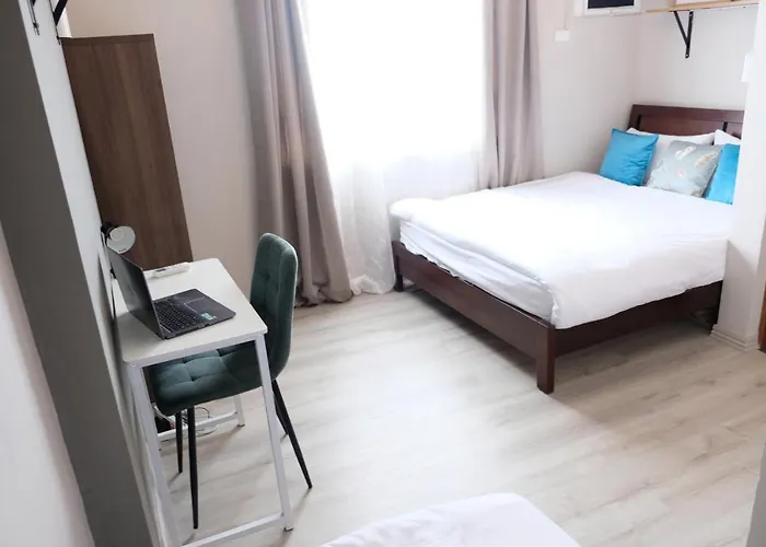 Boutique Hideaway Modern 2-bedroom Near It Park Apartment Cebu